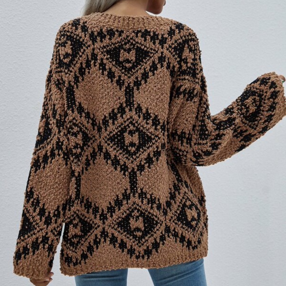 Black White Popcorn V-neck Off shoulder distressed Sweater - Picture 9 of 11